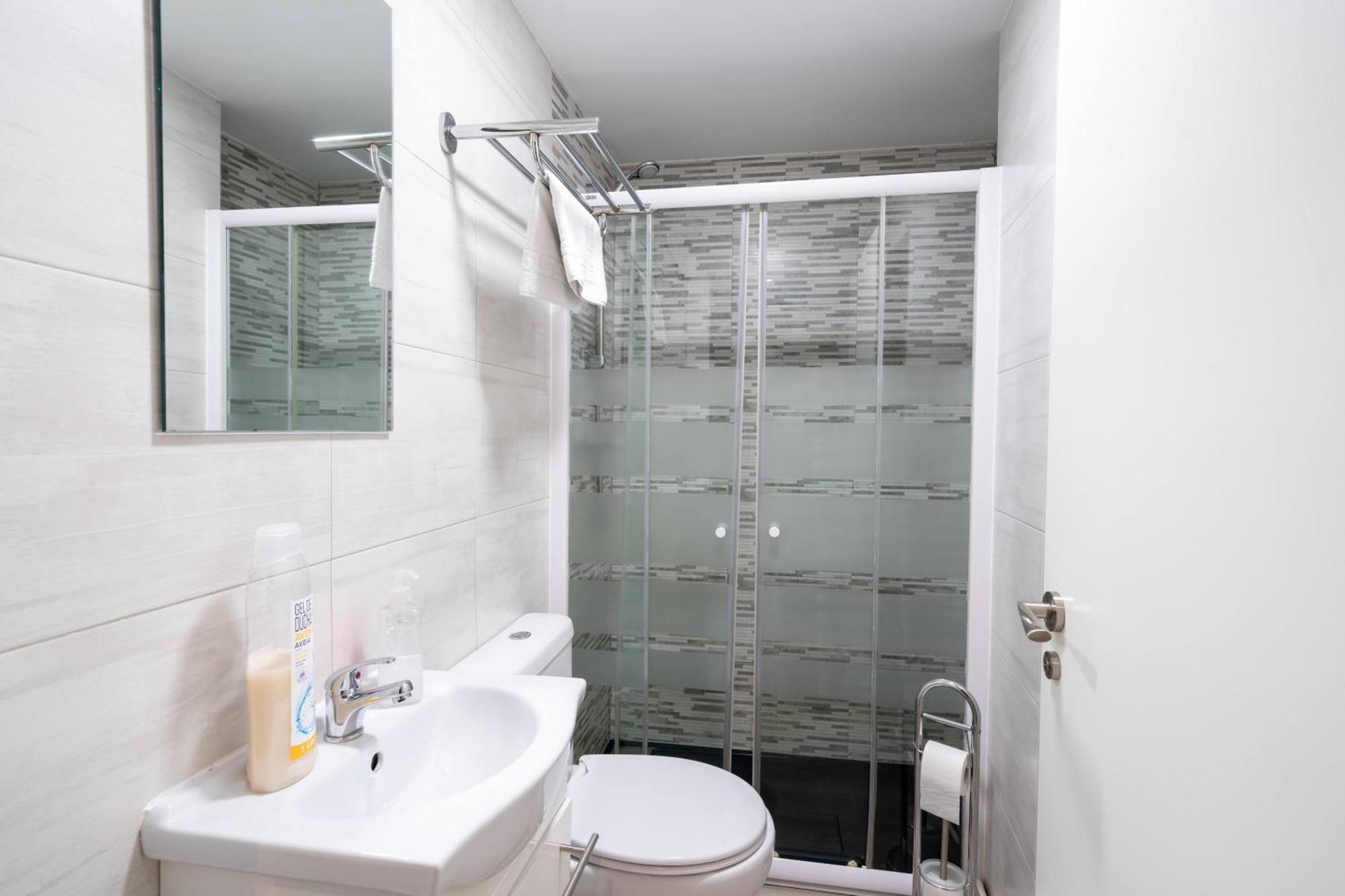 Apartamentos Go - Leopoldo Cano Center บายาโดลิด ภายนอก รูปภาพ