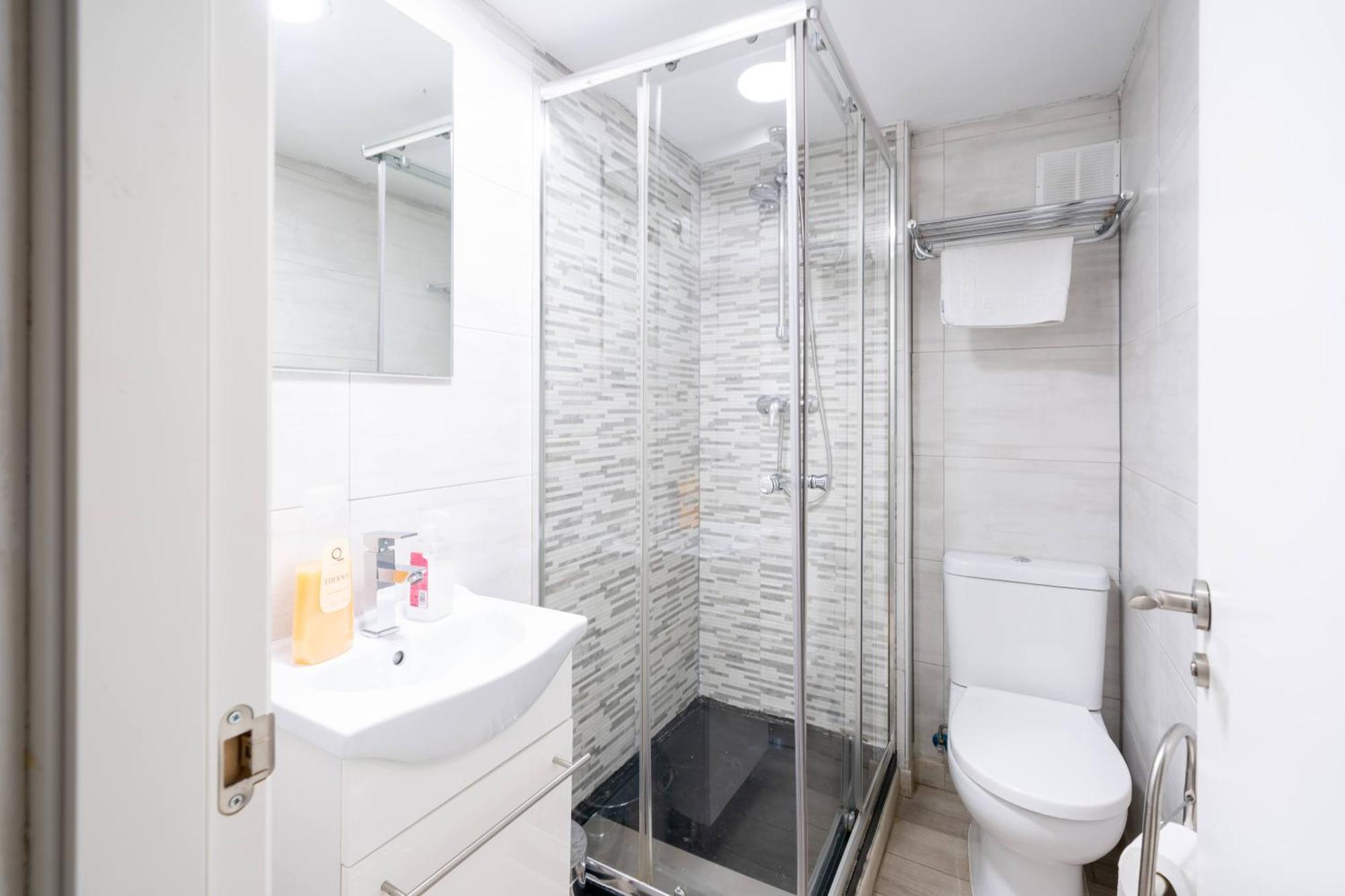 Apartamentos Go - Leopoldo Cano Center บายาโดลิด ภายนอก รูปภาพ