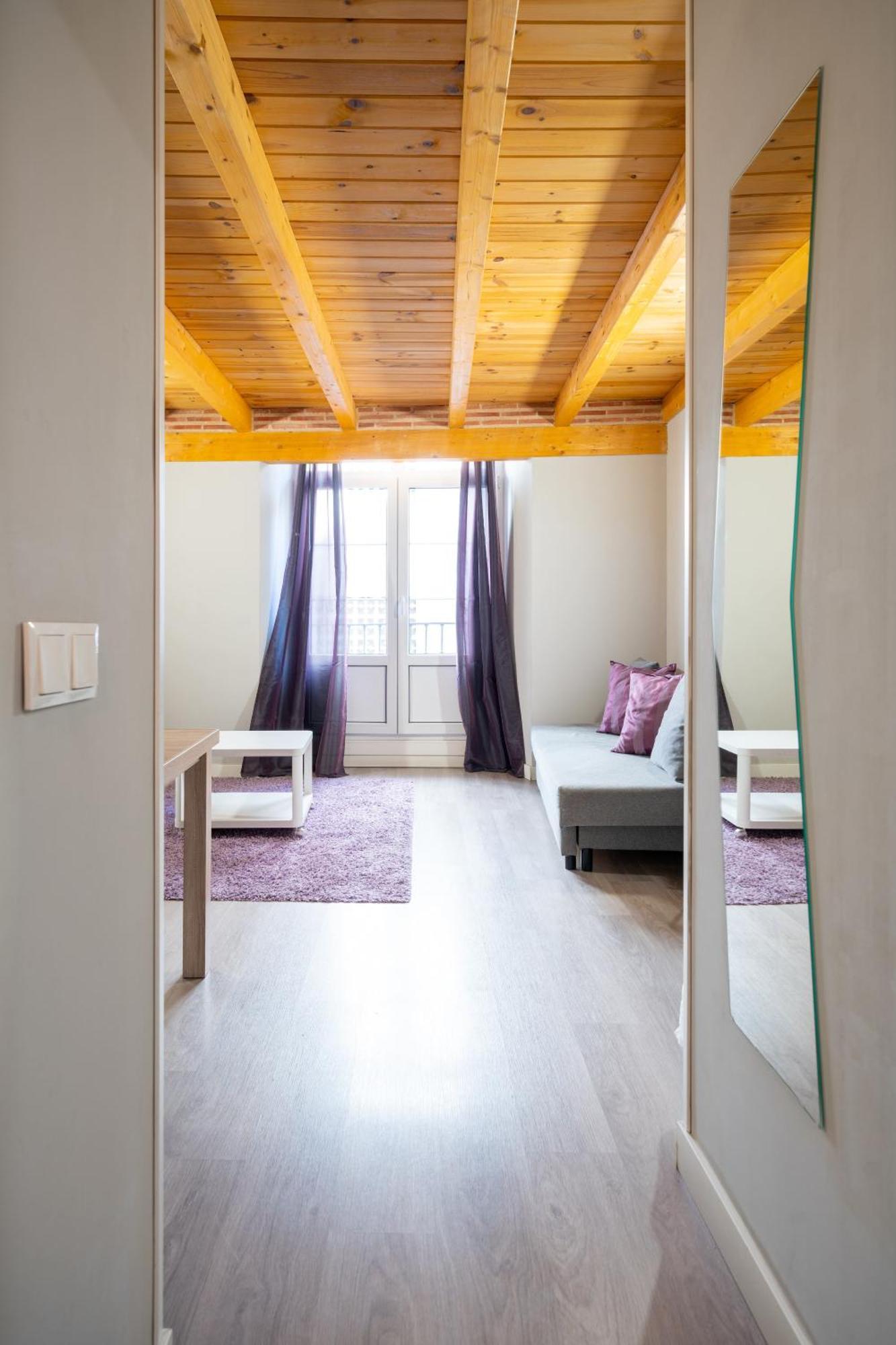 Apartamentos Go - Leopoldo Cano Center บายาโดลิด ภายนอก รูปภาพ