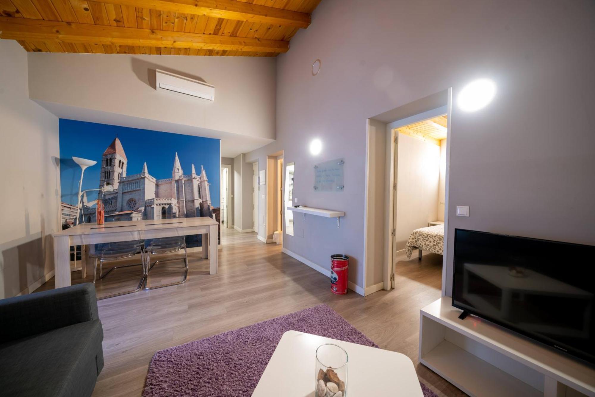 Apartamentos Go - Leopoldo Cano Center บายาโดลิด ภายนอก รูปภาพ