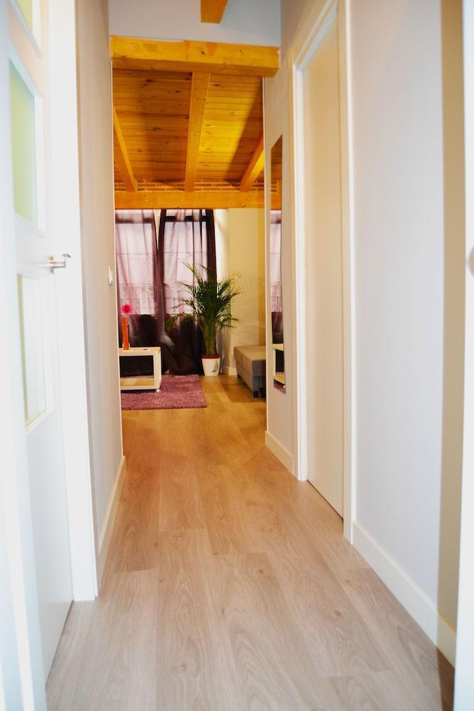 Apartamentos Go - Leopoldo Cano Center บายาโดลิด ภายนอก รูปภาพ